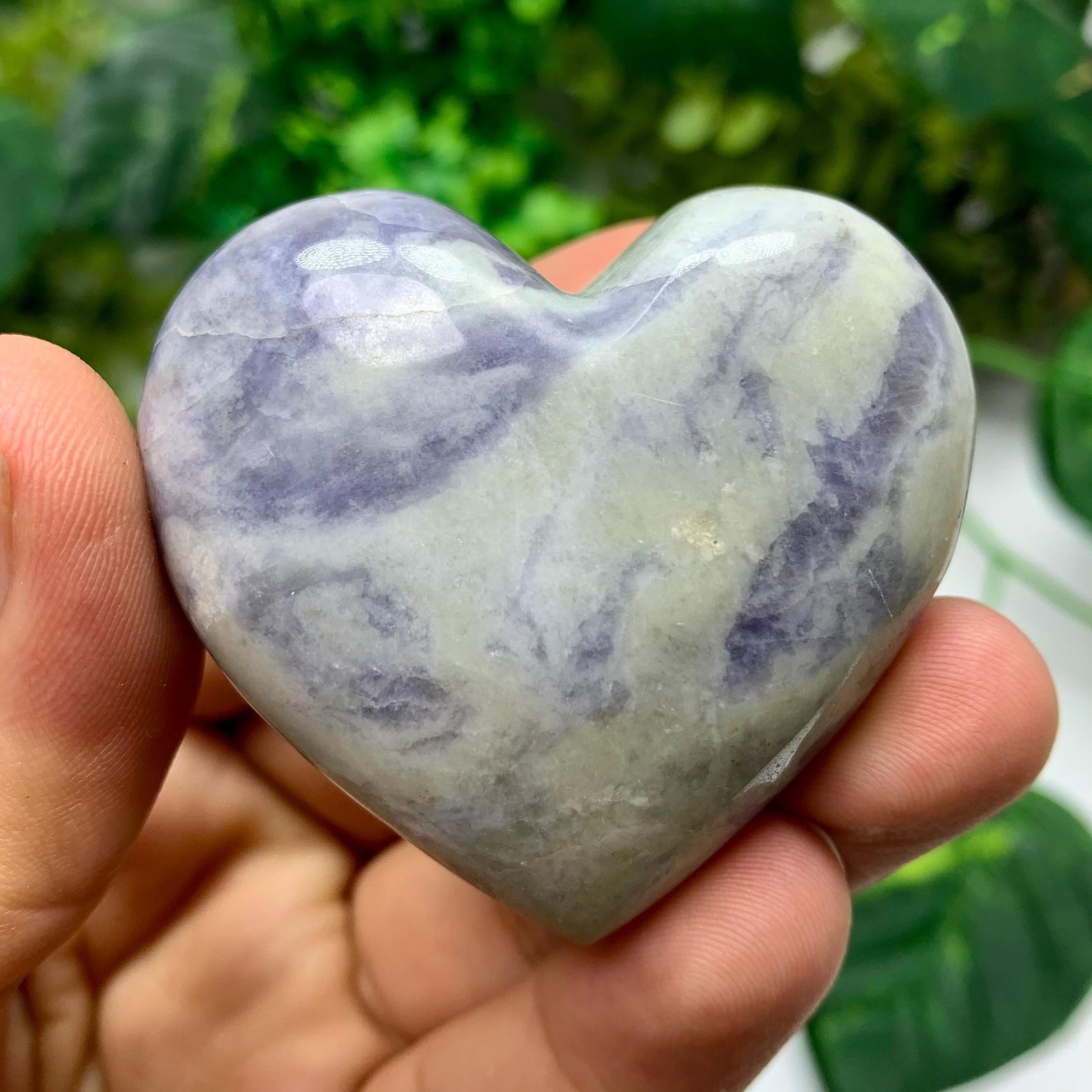 100g Beautiful UV Reactive Hackmanite Heart Stone, Hackmanite Heartstone, Purple