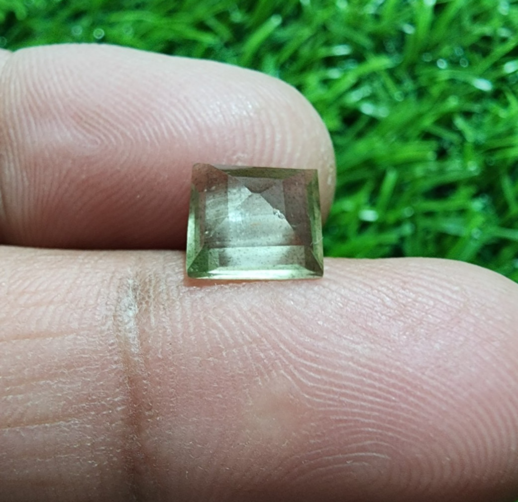 A+ Aquamarine Heliodor Faceted Loose Gem 2.15 Ct Square Cut Natural Stone