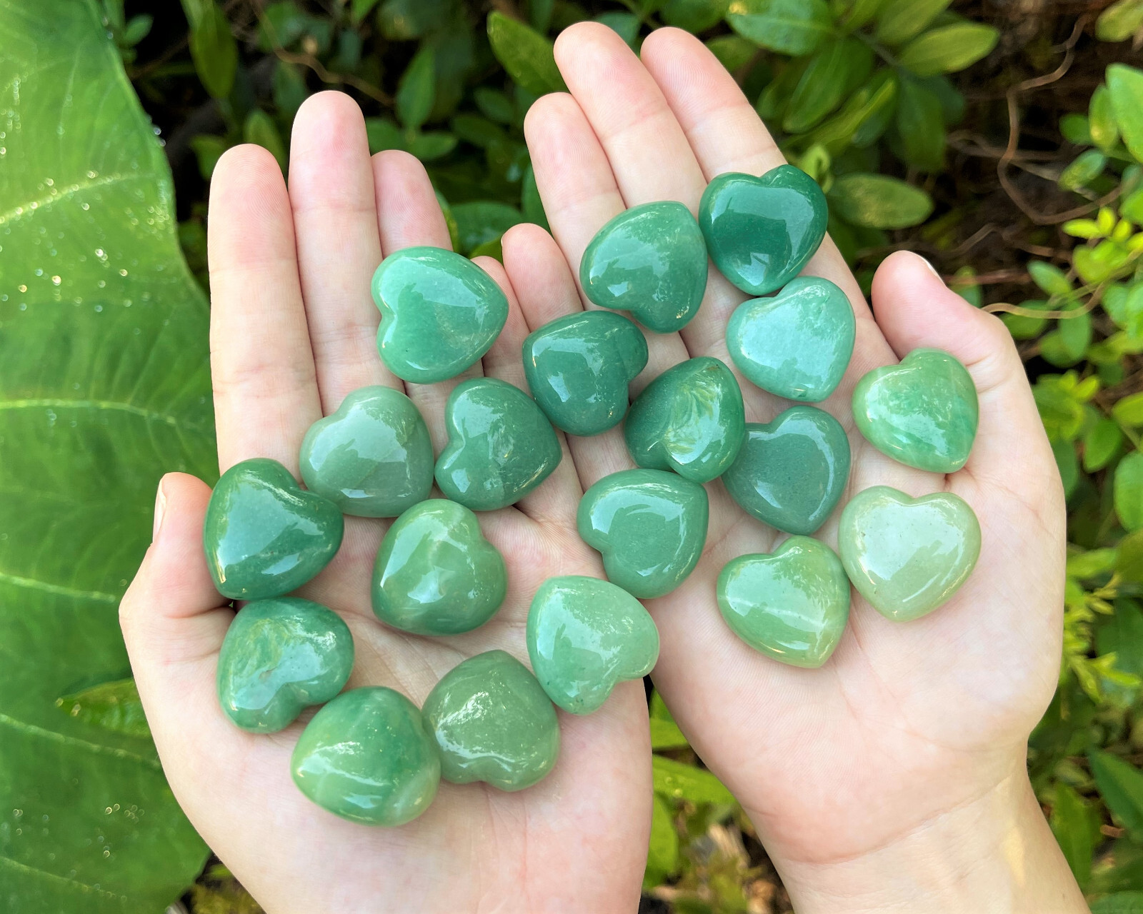 Green Aventurine Heart: 1″ (Crystal Heart, Puffed, Stone Heart, Gemstone Heart)