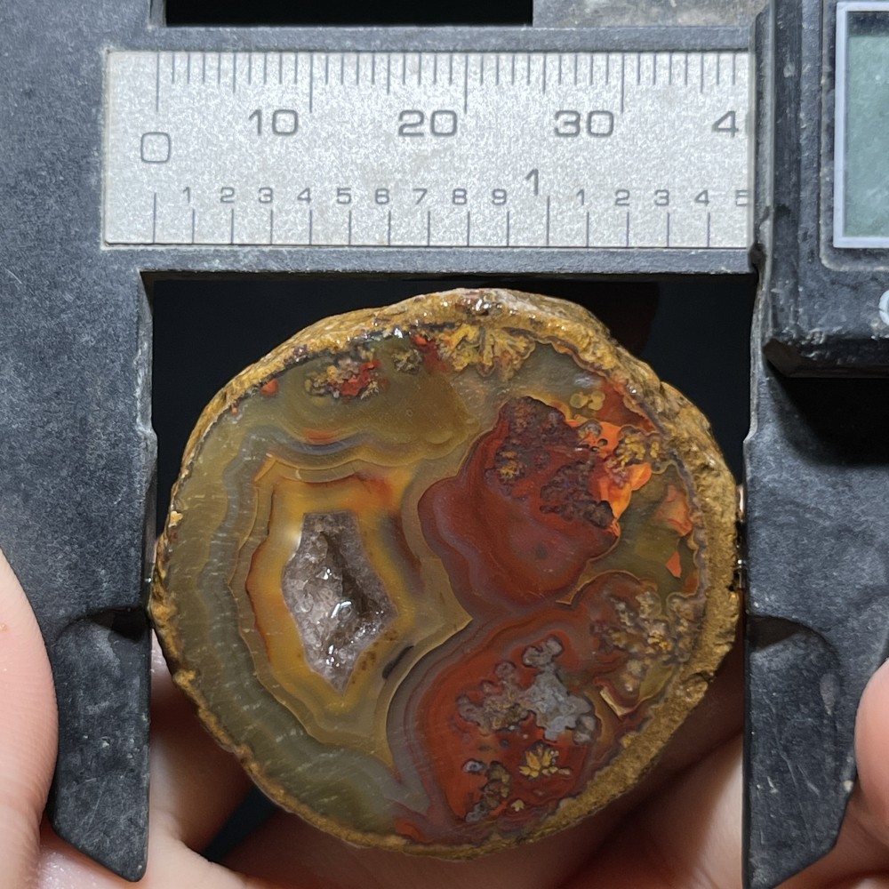 Natural half Rough Chinese Agate crystal geode Achat Nodule Hebei 49g D748