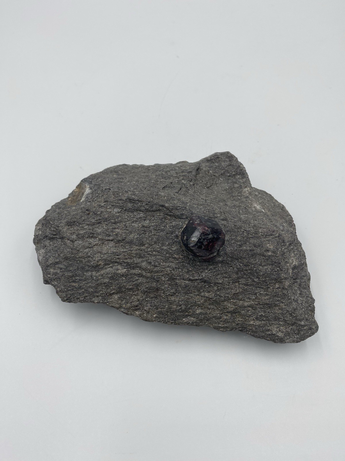 Gemmy Red Almandine Garnet Gemstones in Matrix Crystal Specimen 1lb 4.8oz 5.5”