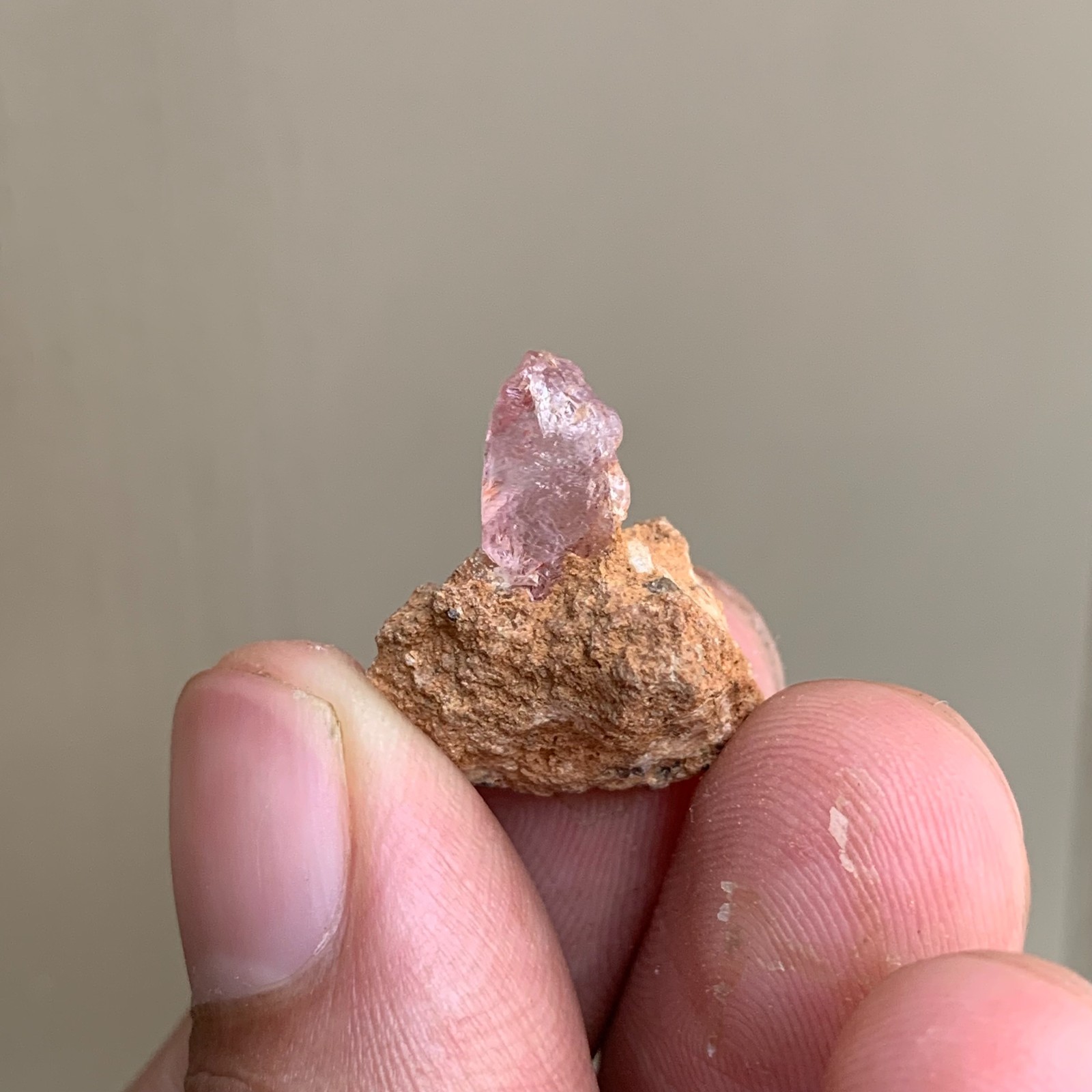 Pink topaz crystal specimen | 3.3g | Etched crystal | Thumbnail size | Pakistan