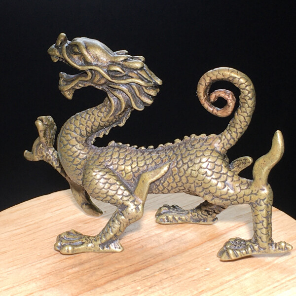 105g Ancient Chinese Handcrafted.Brass Exquisite.Perfect dragon sculpture.gift