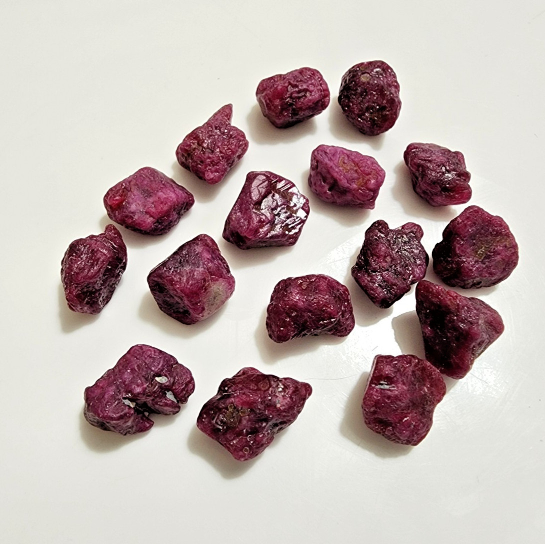 13-14mm Red Ruby Rough Natural Lot 16 Pieces Raw Loose Gemstone Crystals Stone