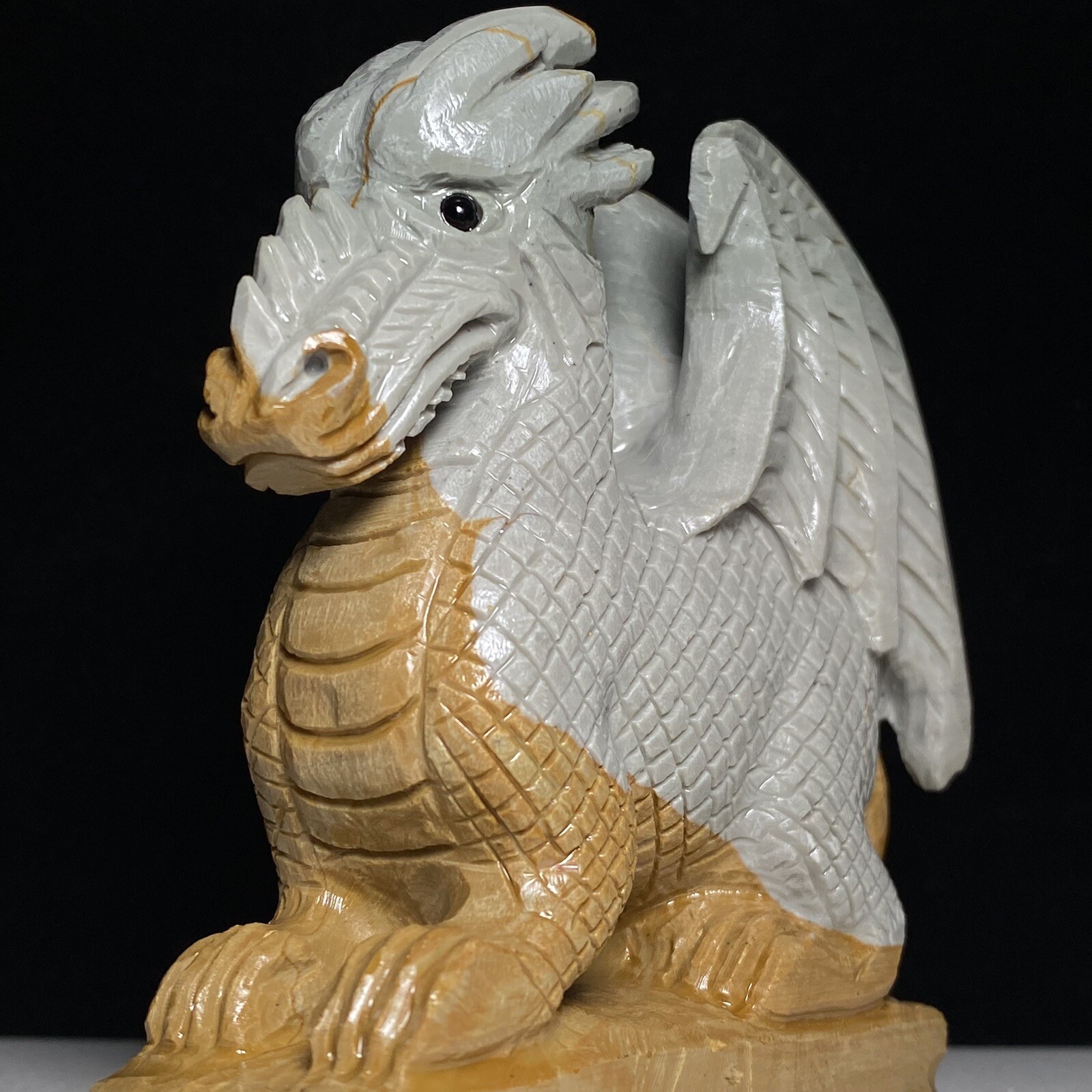 Natural Cluster Quartz Mineral Specimen Songhua Stone Handcarved flying dragon