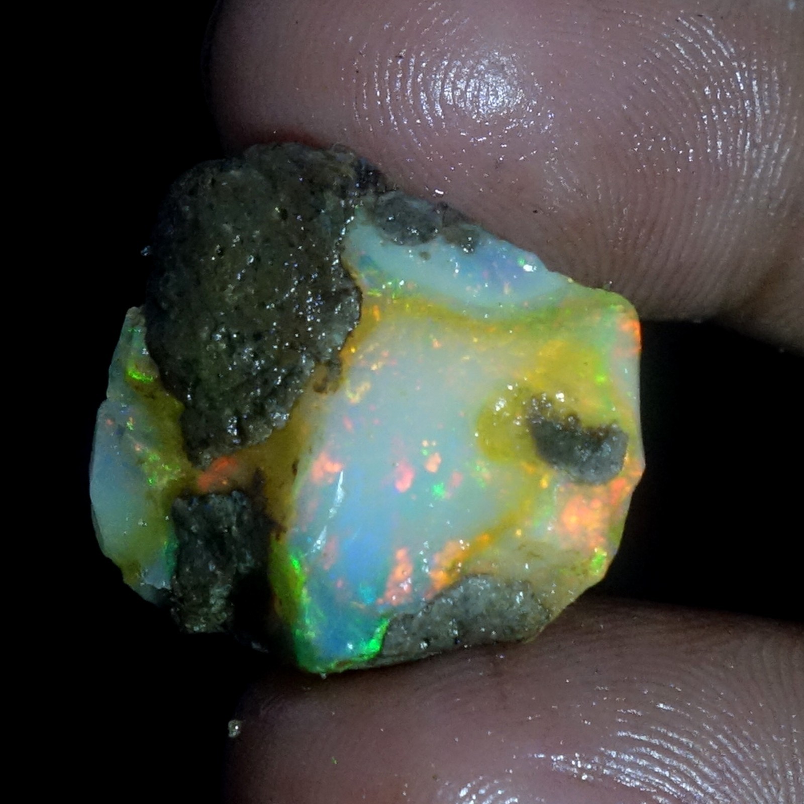 AA+ Ethiopian Oli Opal Rough Entreated Welo Opal Multi Fire Color Flash 23.80Cts