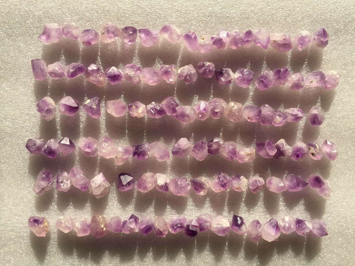 100pcs Bulk Purple Amethyst Tips Quartz Point & Pieces Natural Crystal Specimen