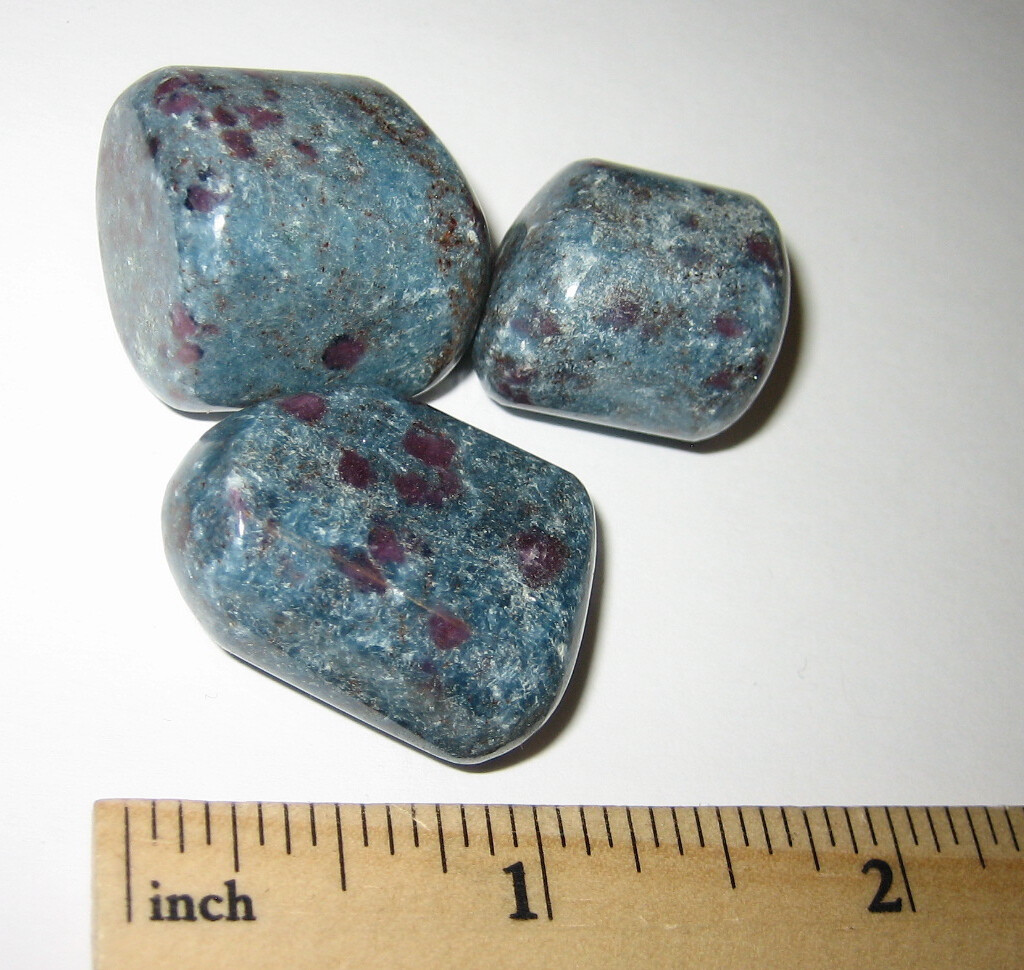 3 TUMBLED POLISHED NATURAL .8″-1.1″ RUBY KYANITE CRYSTAL STONES INDIA ~ 62.7g *2