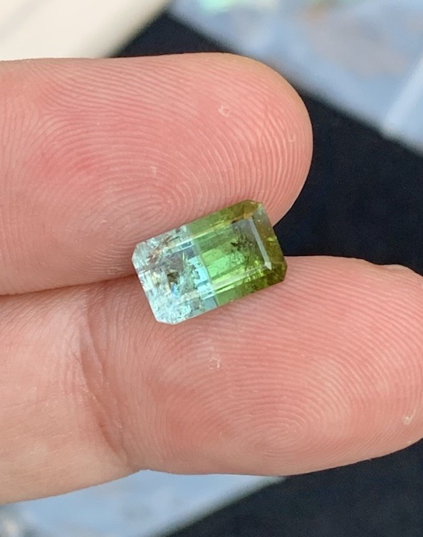 2.40ct natural rare pariba & green colors faceted tourmaline 10.6mm