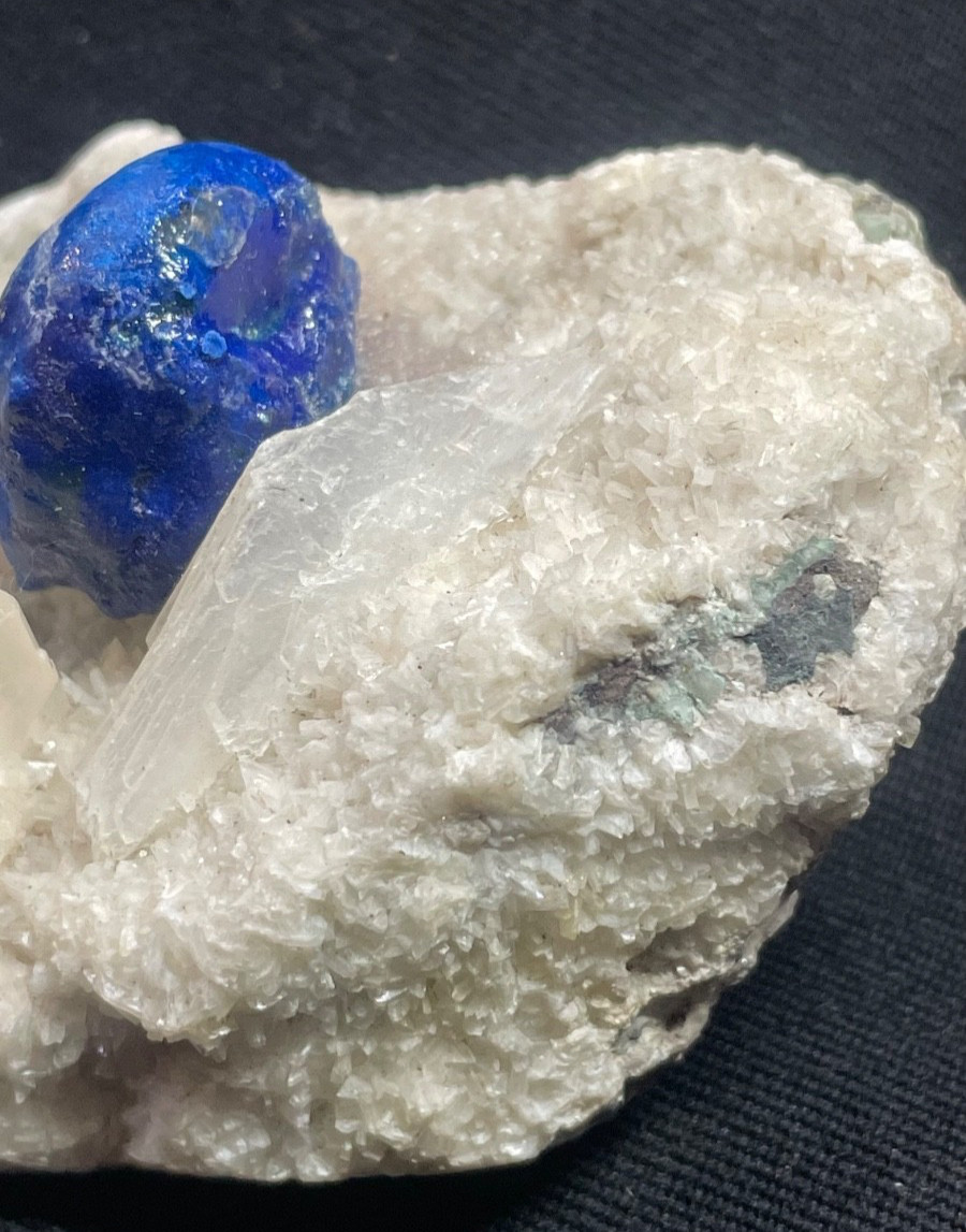 Cavansite and calcite crystal W/ quartz in mm stunning specimen [REPAIR]