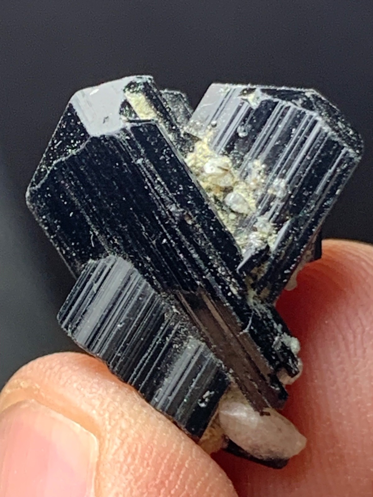 150g natural mix tourmaline crystal specimen lot from Pakistan