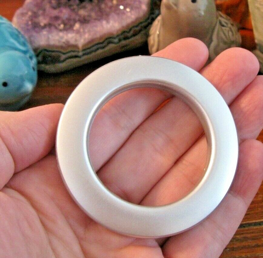 New Silver Color Acrylic Sphere, Egg, Geode, Crystal Display Stand Holder 2.39″