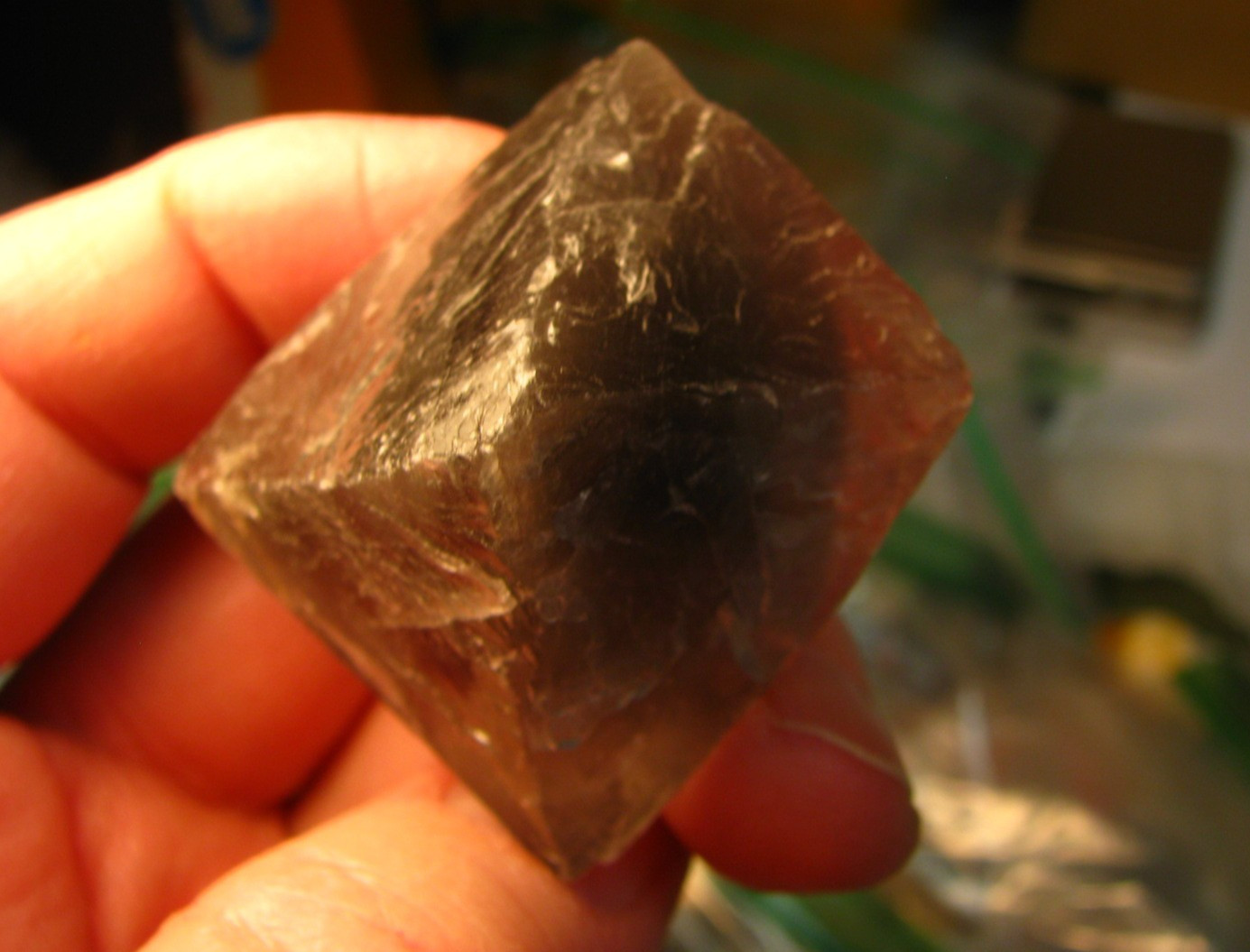 98g LARGE GRAY/CLEAR OCTAHEDRON FLUORITE 2.07×2.06×2.06in DE’AN JIANXI CHINA#243
