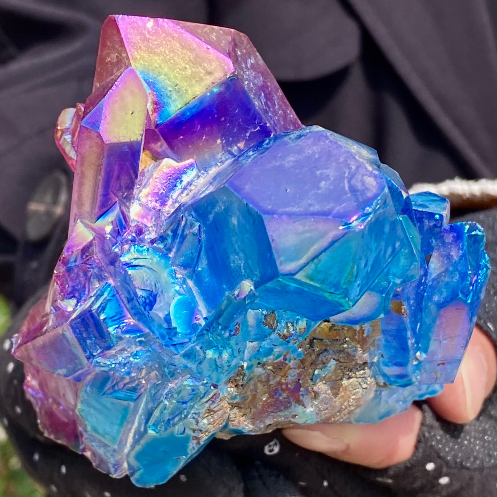 1.27LB Rainbow Titanium Quartz Crystal Treatment Cluster Decorative Gift