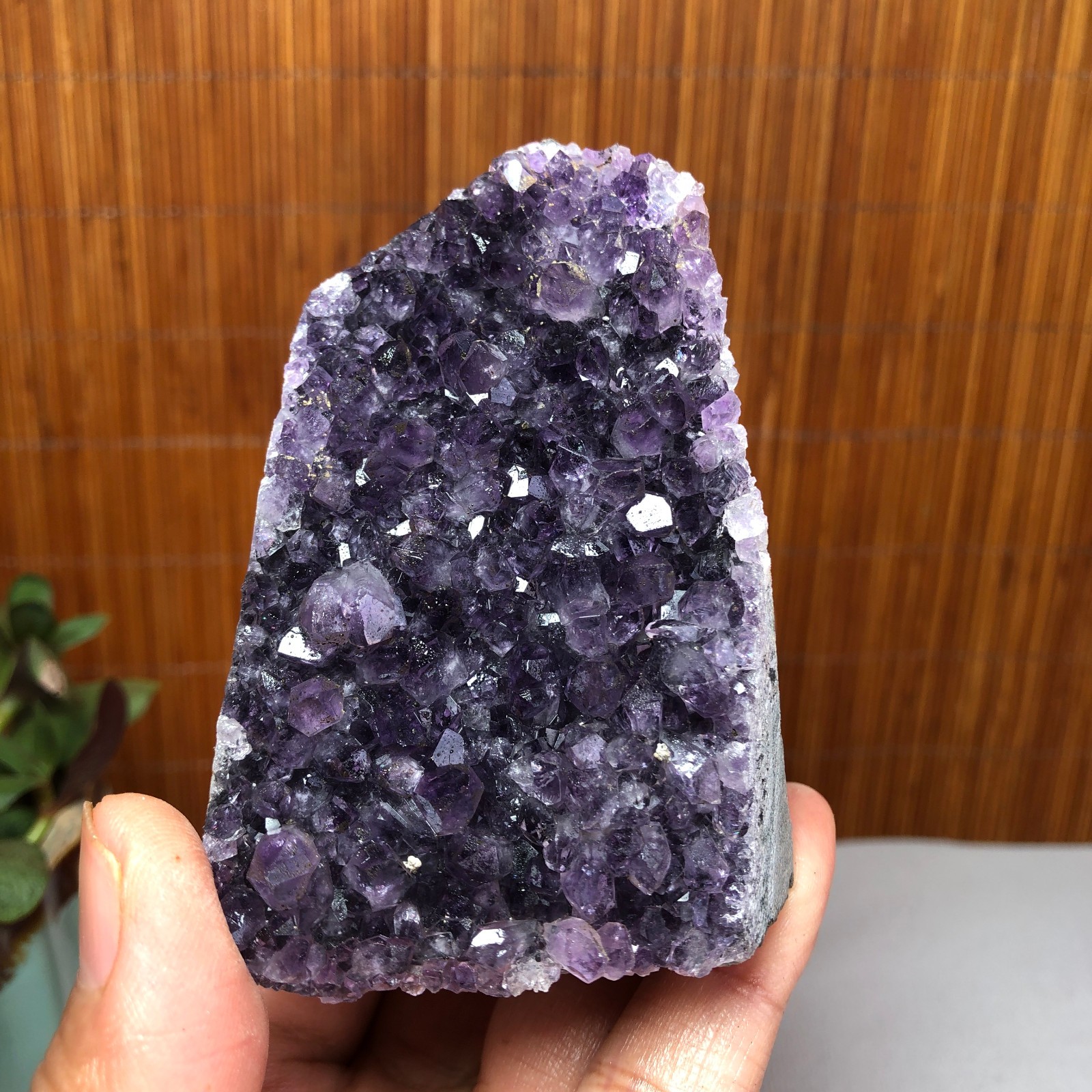 70mm NATURAL amethyst point purple Crystal Cluster Mineral Specimen 207g A9976