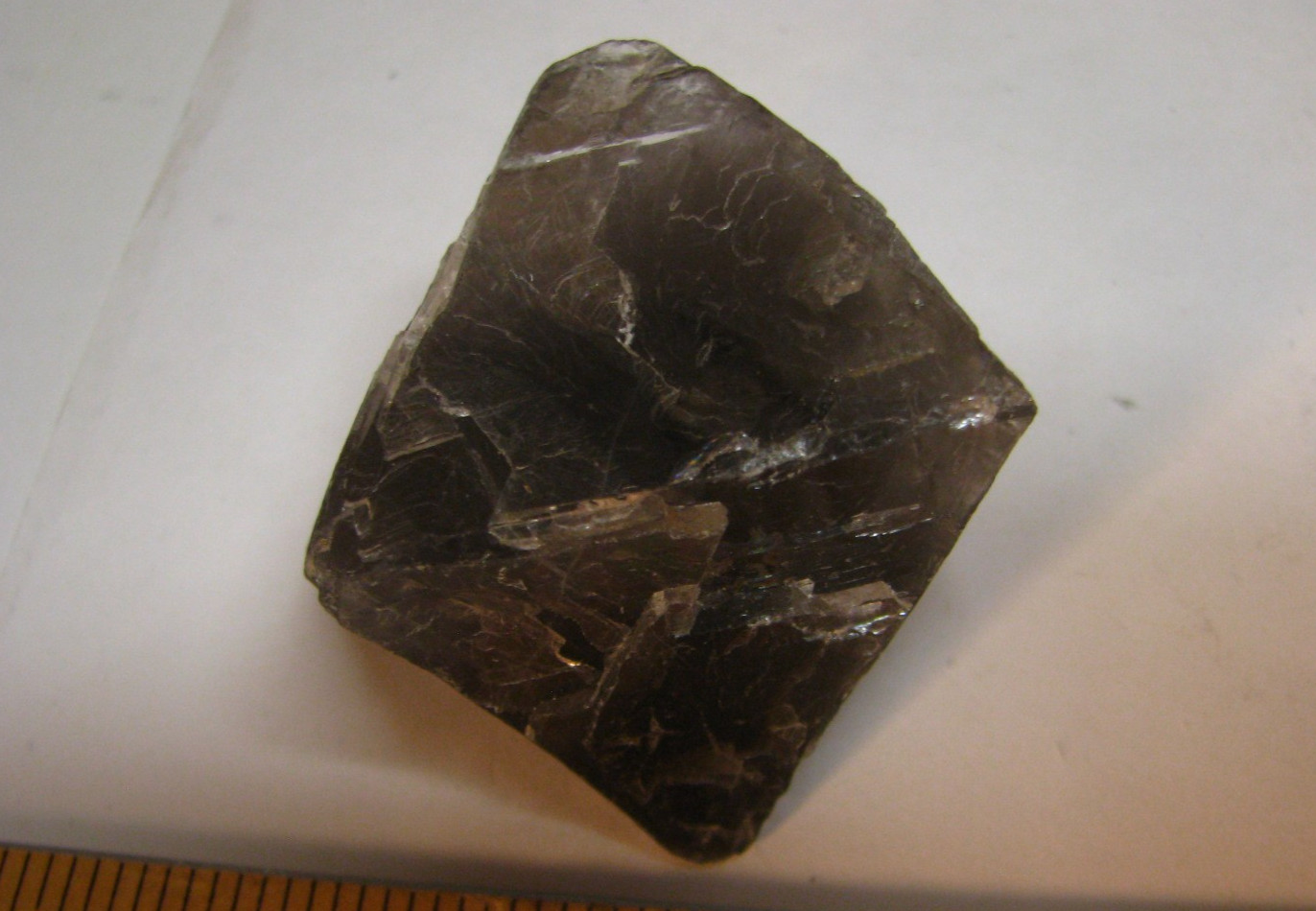 98g LARGE GRAY/CLEAR OCTAHEDRON FLUORITE 2.07×2.06×2.06in DE’AN JIANXI CHINA#243