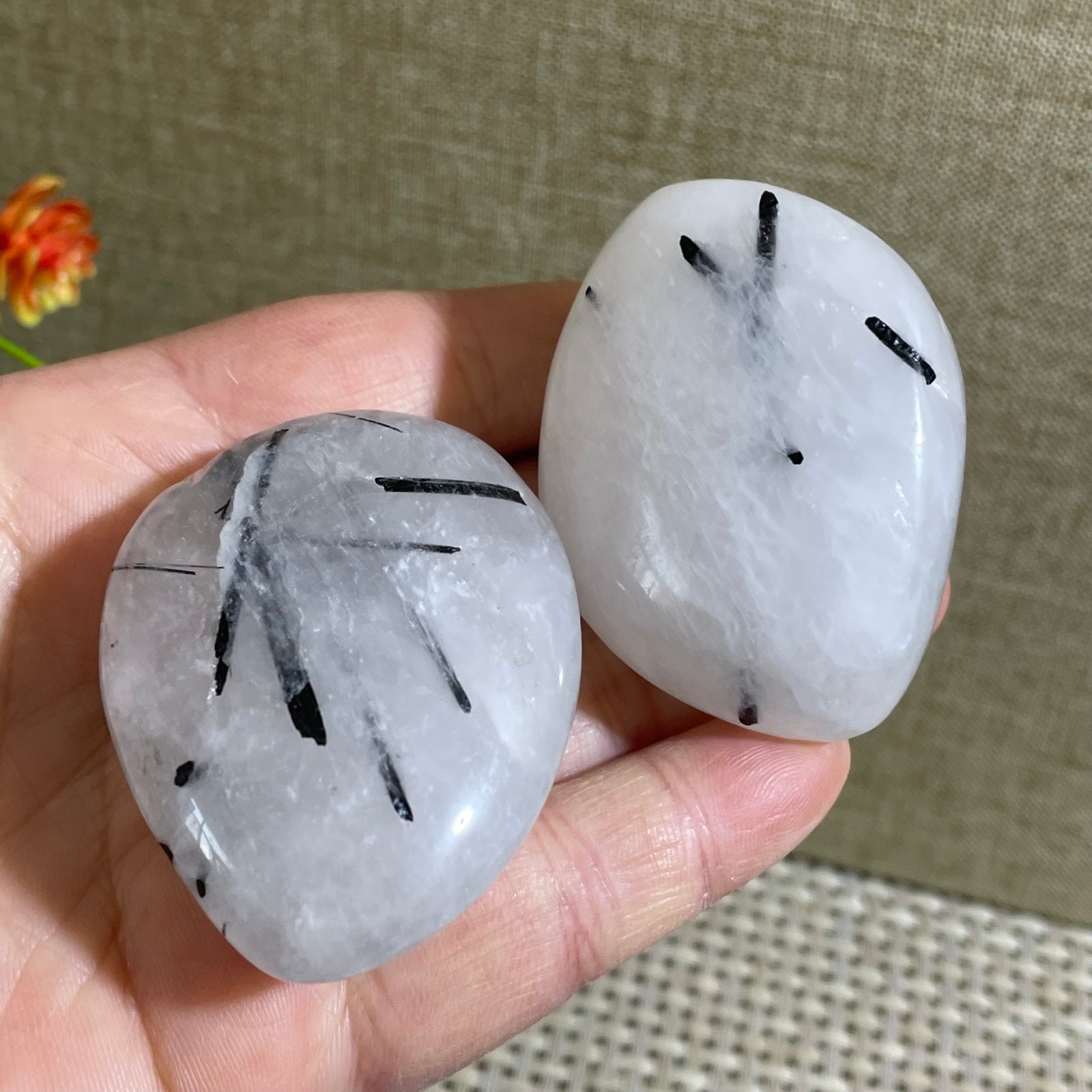 2pcs 146g Transparent quartz with black tourmaline and palm stone