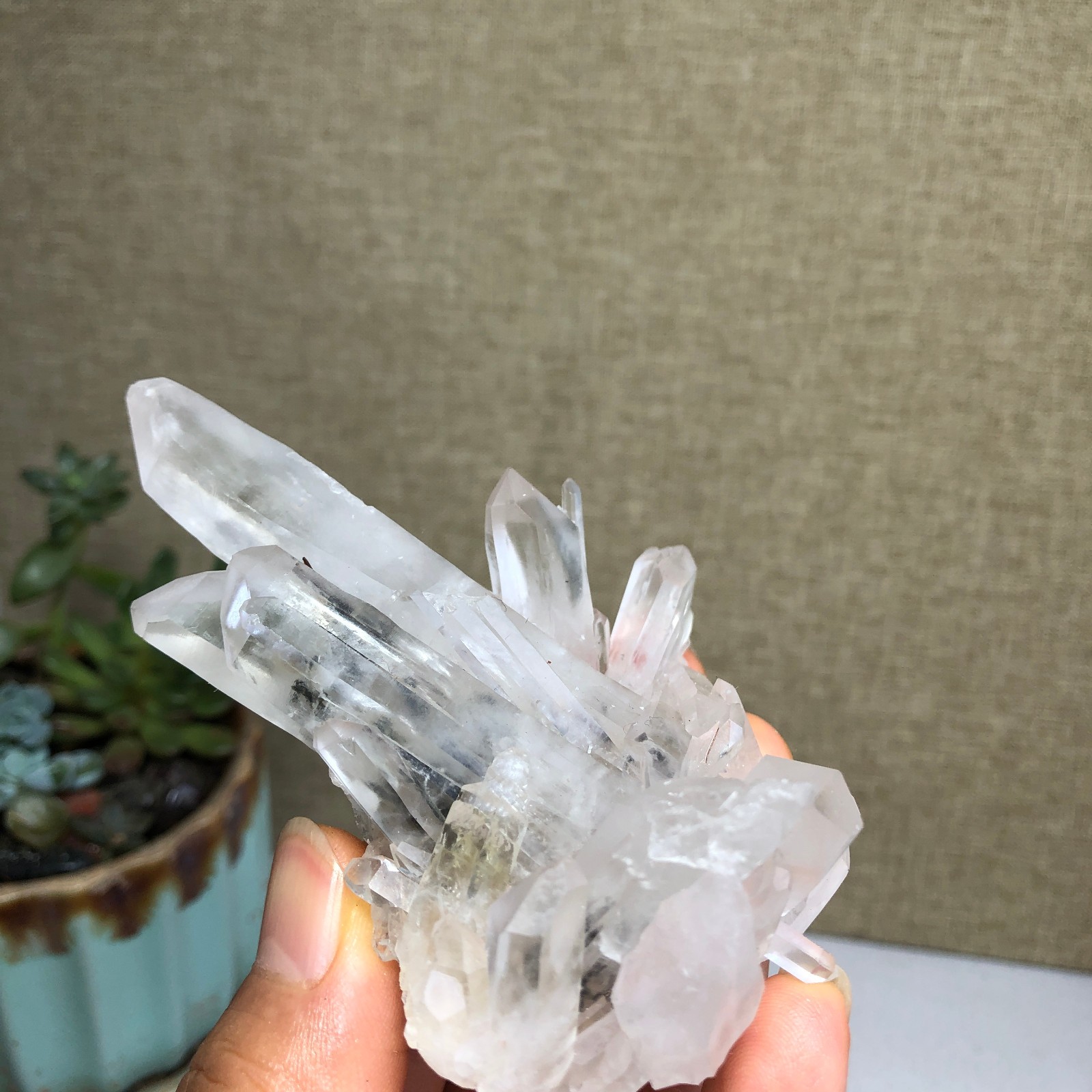 90mm Top Natural crystal clusters pretty Quartz Mineral Specimen 103g A5469