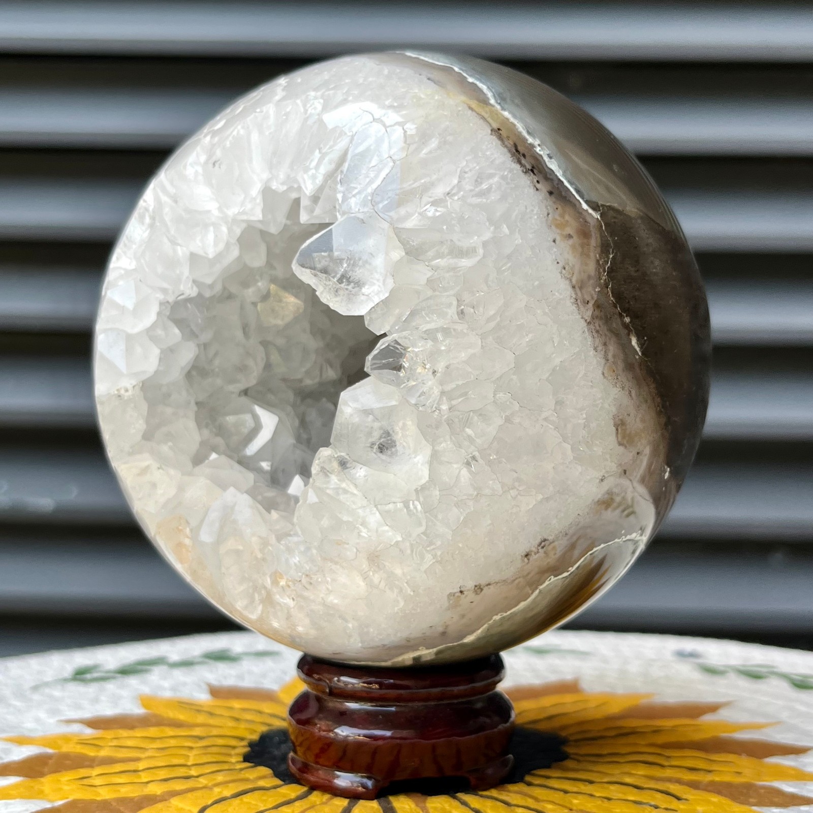 4 lb Natural White crystal Geode Sphere Crystal Druzy Ball Decor