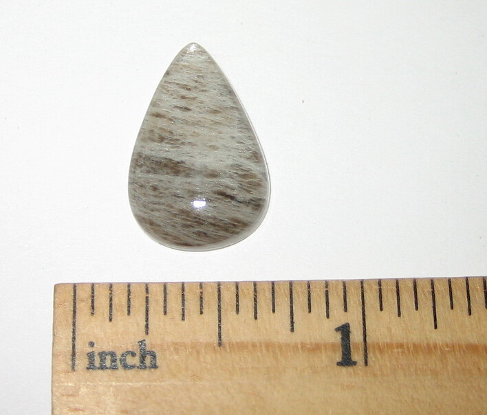 20x18mm RARE POLISHED ‘SEAL STONE’ NATURAL MOONSTONE CABOCHON GREENLAND 1.8g *1