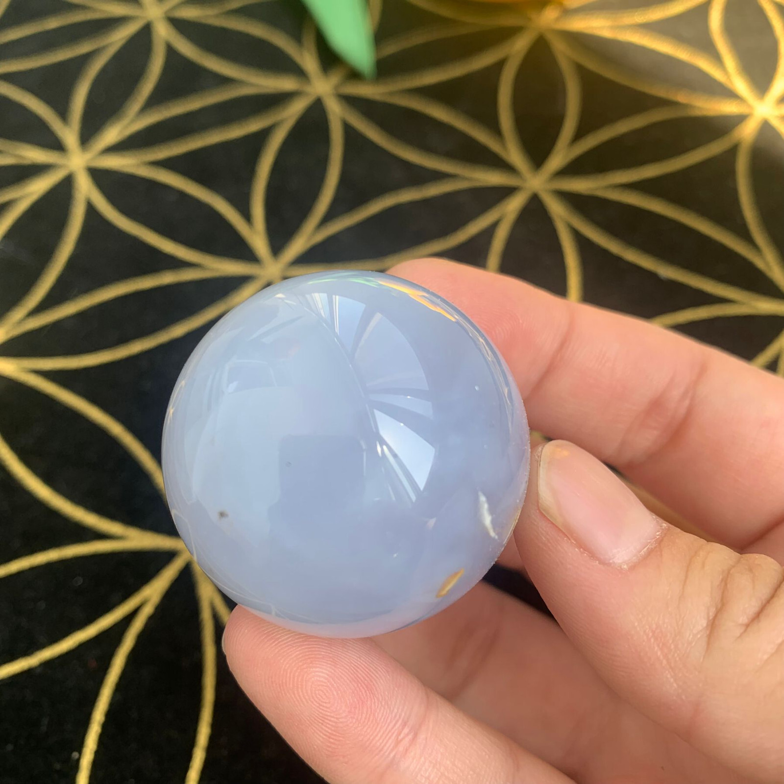 35mm 63g Blue Chalcedony Sphere Energy Ball Crystal Healing Stone Spiritual Deco