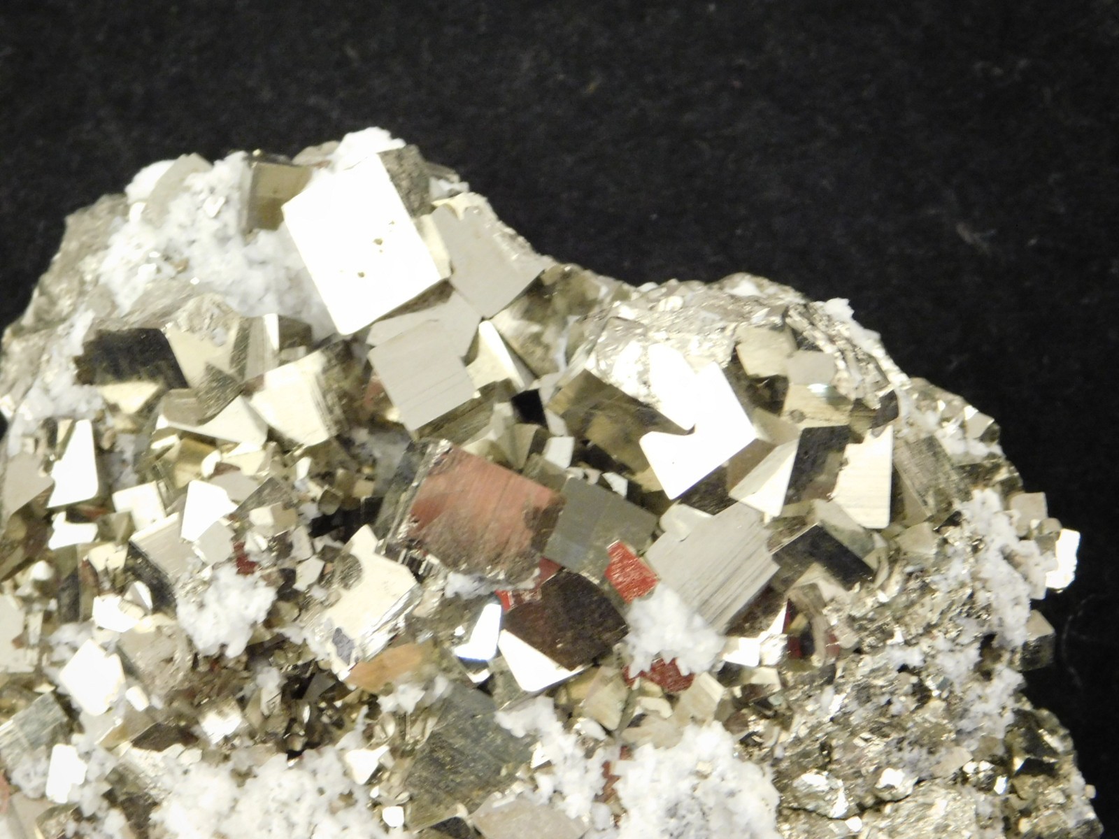 LARGER! 100% Natural PYRITE CUBE Cluster with Druzy Calcite Peru 490gr