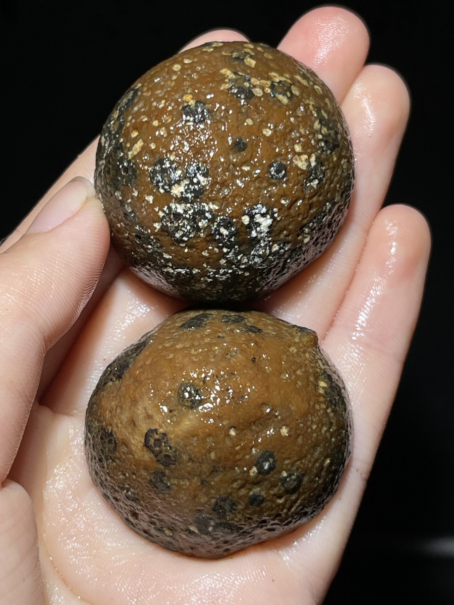 1pair Chinese natural Warring States Red agate crystal hole crystal 73g A38