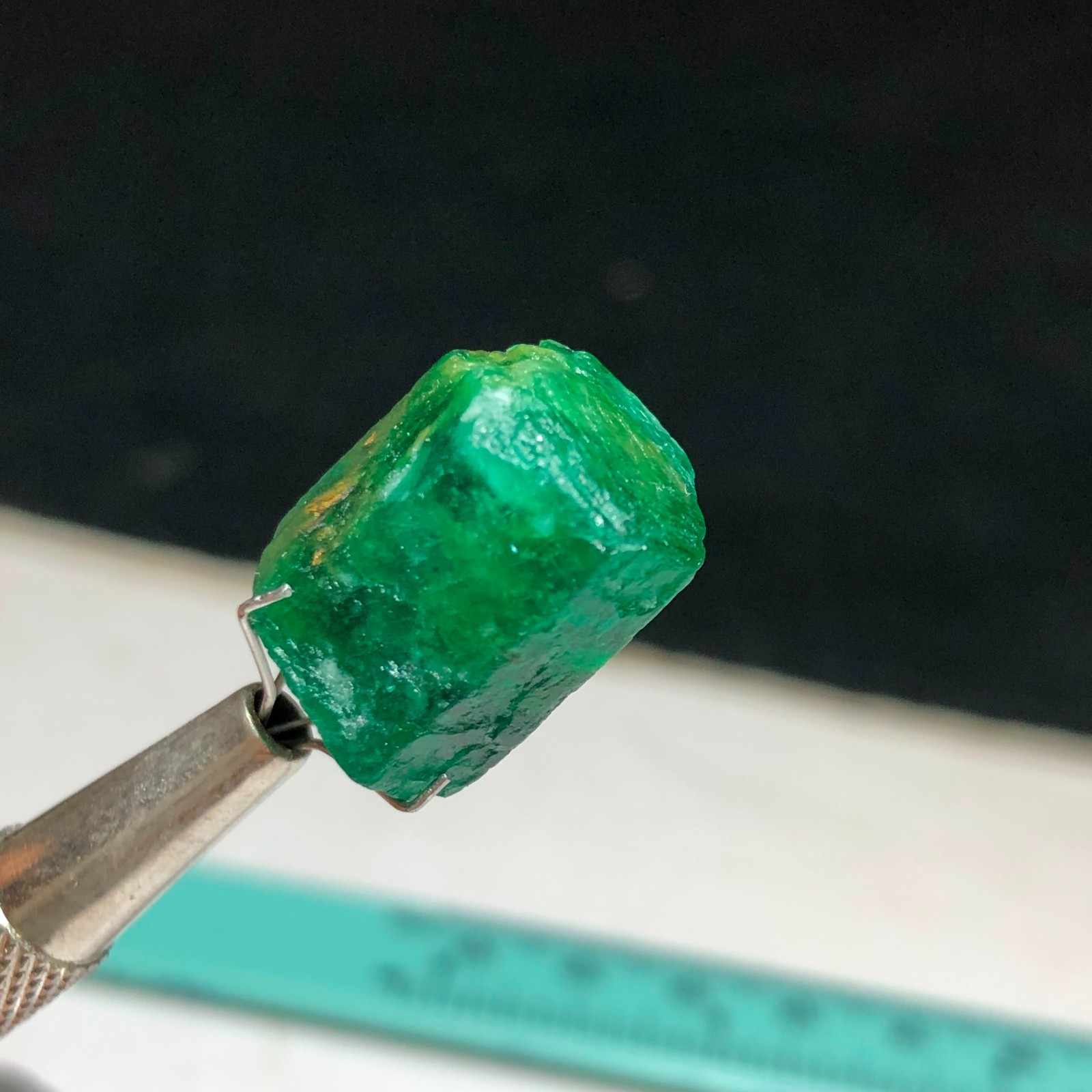 21.40 Carats Natural Vivid Green Rough Emerald Crystal from Swat Pakistan Mined