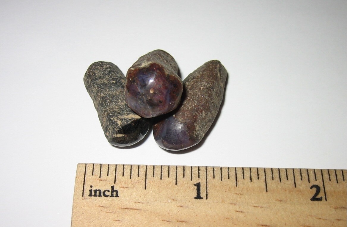 3 PART POLISHED 0.8″- 1″ NATURAL ROUGH ‘STAR SAPPHIRE’ CRYSTALS INDIA ~ 19g *2