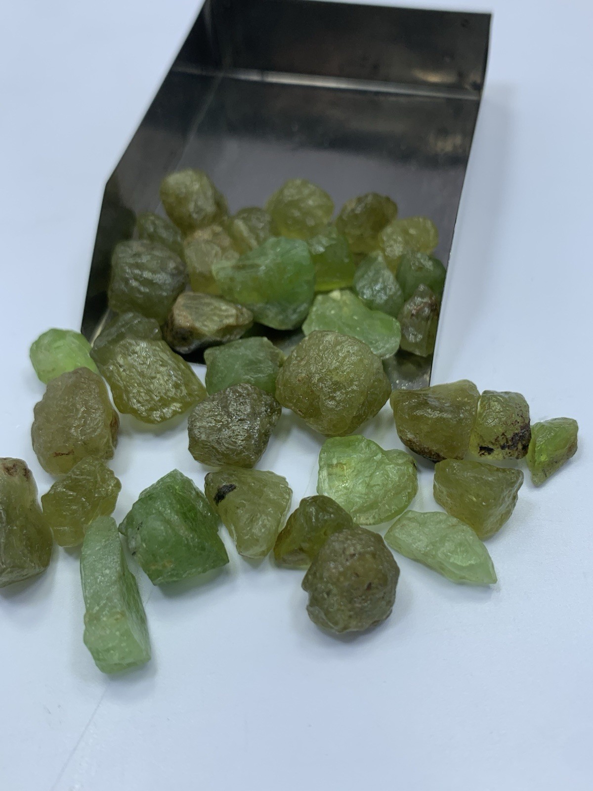 270 Ct Natural Rough Lot Peridot From Pakistan