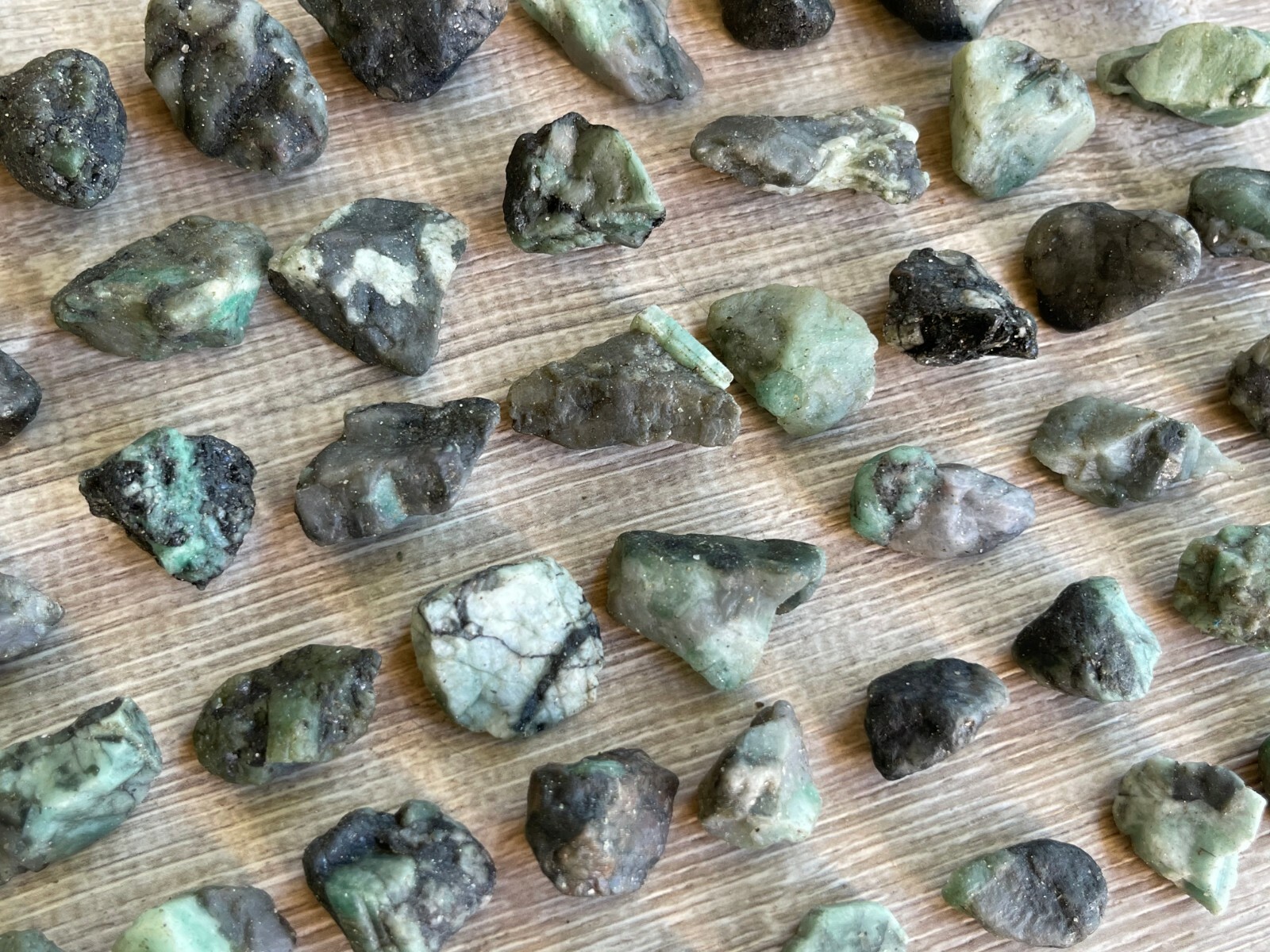 Small Emerald Rough Natural Stones, 0.5″-1.25″ Raw Emerald, Wholesale Bulk Lot
