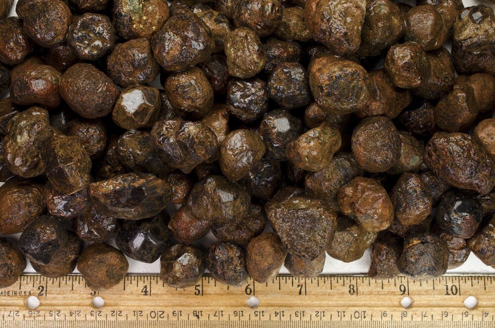 3 lbs Mali Garnet Rough Stones – Natural Crystal Mineral Rock Specimens Tumbling