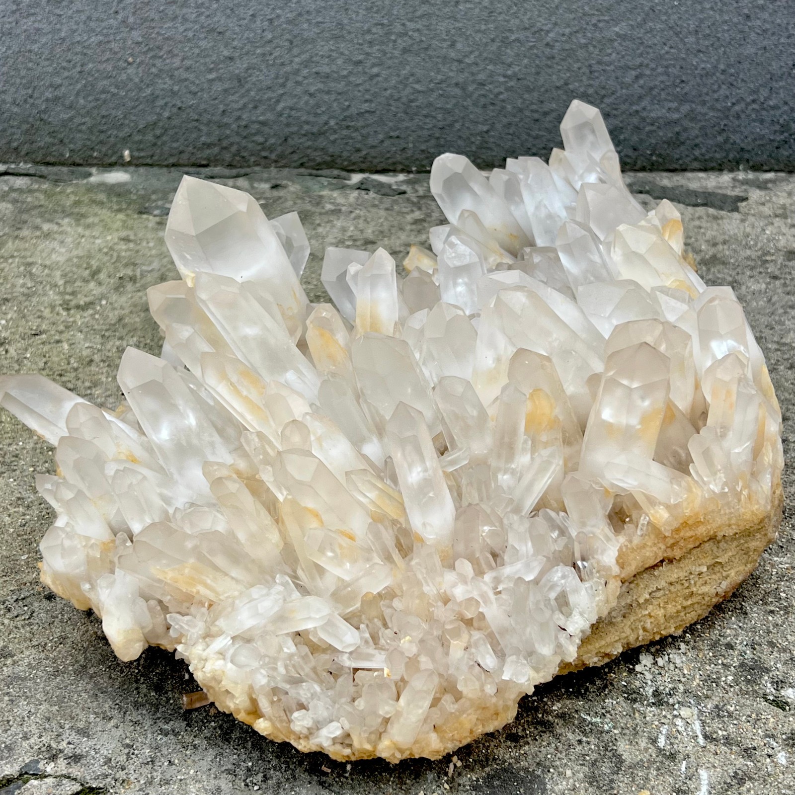 54LB New Find white Phantom Crystal Quartz Cluster Mineral Specimen Healing