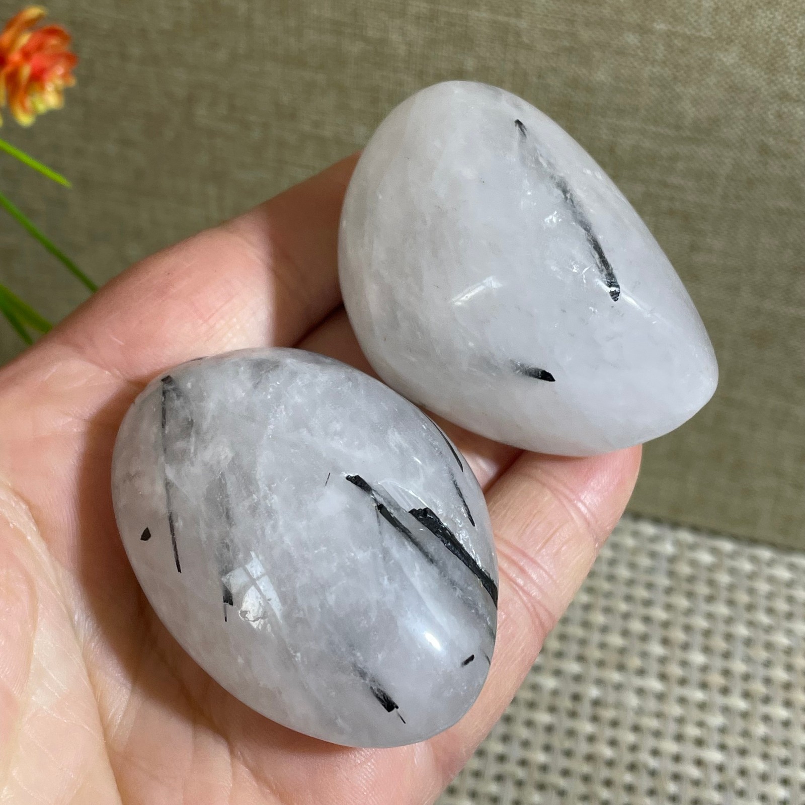 2pcs 146g Transparent quartz with black tourmaline and palm stone