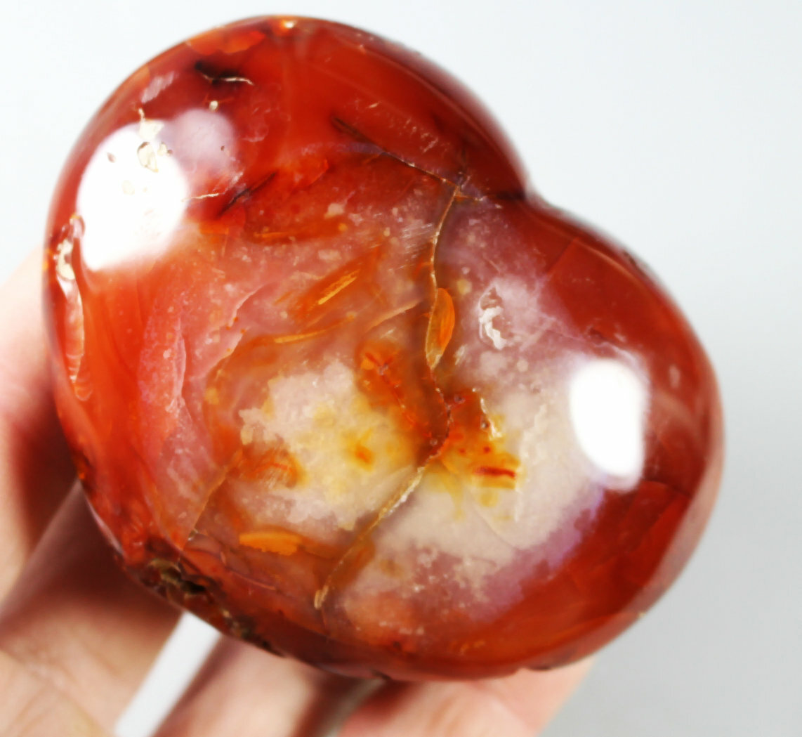 Natural Red Orange CARNELIAN Agate Quartz Crystal Love Heart Palm Stone 226g