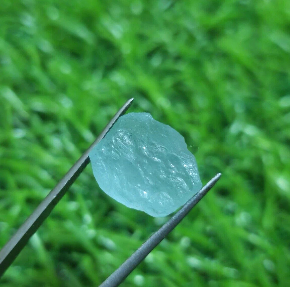 14.40 Carat Gorgeous A+ Blue Aquamarine Crystal Raw Size 16X14X9 MM Rough Stone