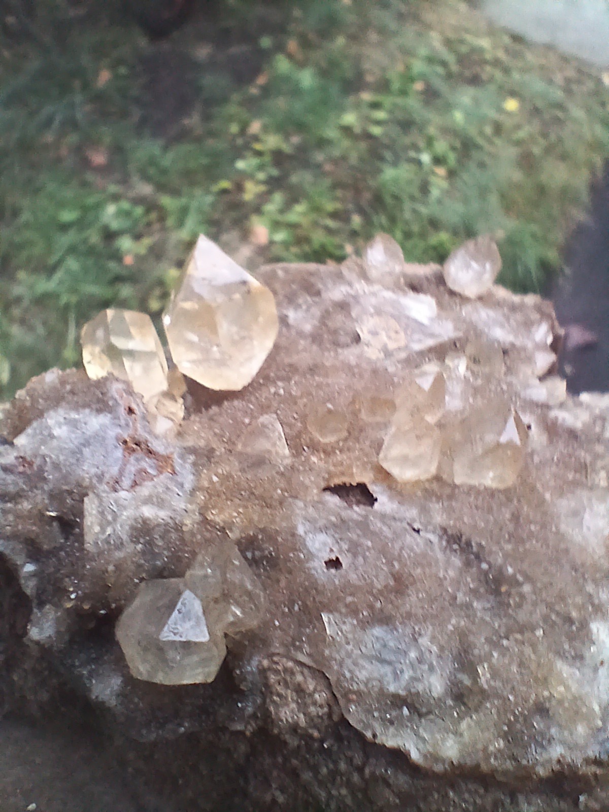 “Gorgeous 😍 Golden Healer” Herkimer💎s On Druze Matrix Dolostone Host Rock NY