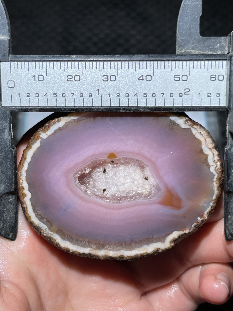 1Pair pink China Agate Hebei xuanhua natural Slices Crystal collectible 185g 73