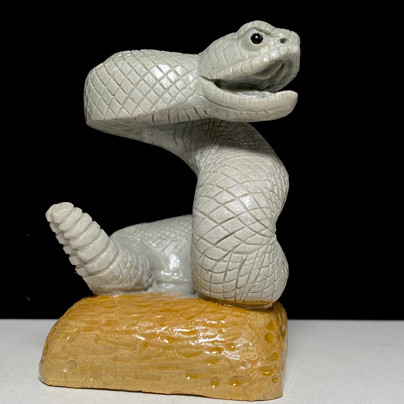 Natural Crystal Quartz Mineral Specimen Songhua Stone Handcarved Rattlesnake