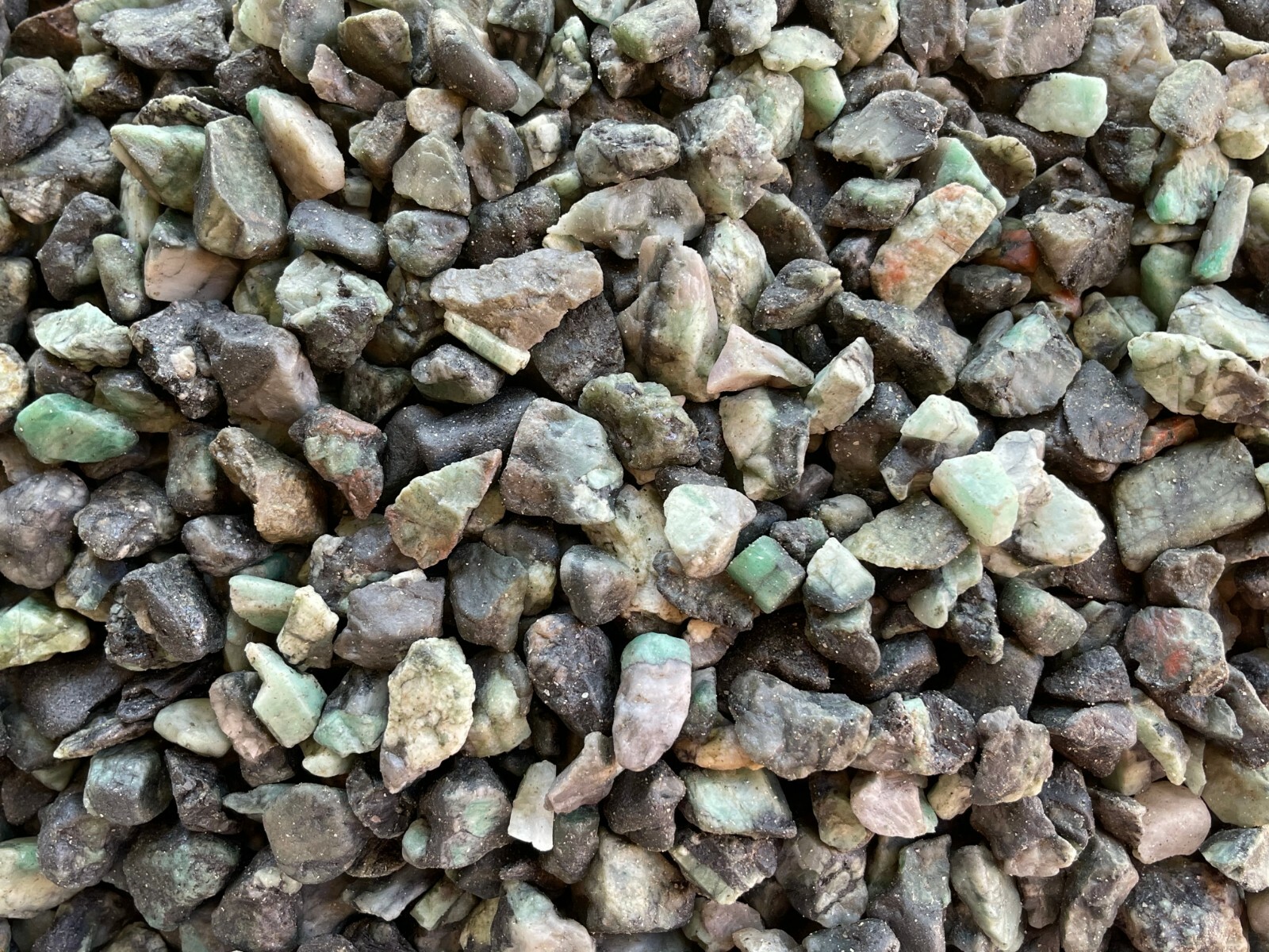 Small Emerald Rough Natural Stones, 0.5″-1.25″ Raw Emerald, Wholesale Bulk Lot