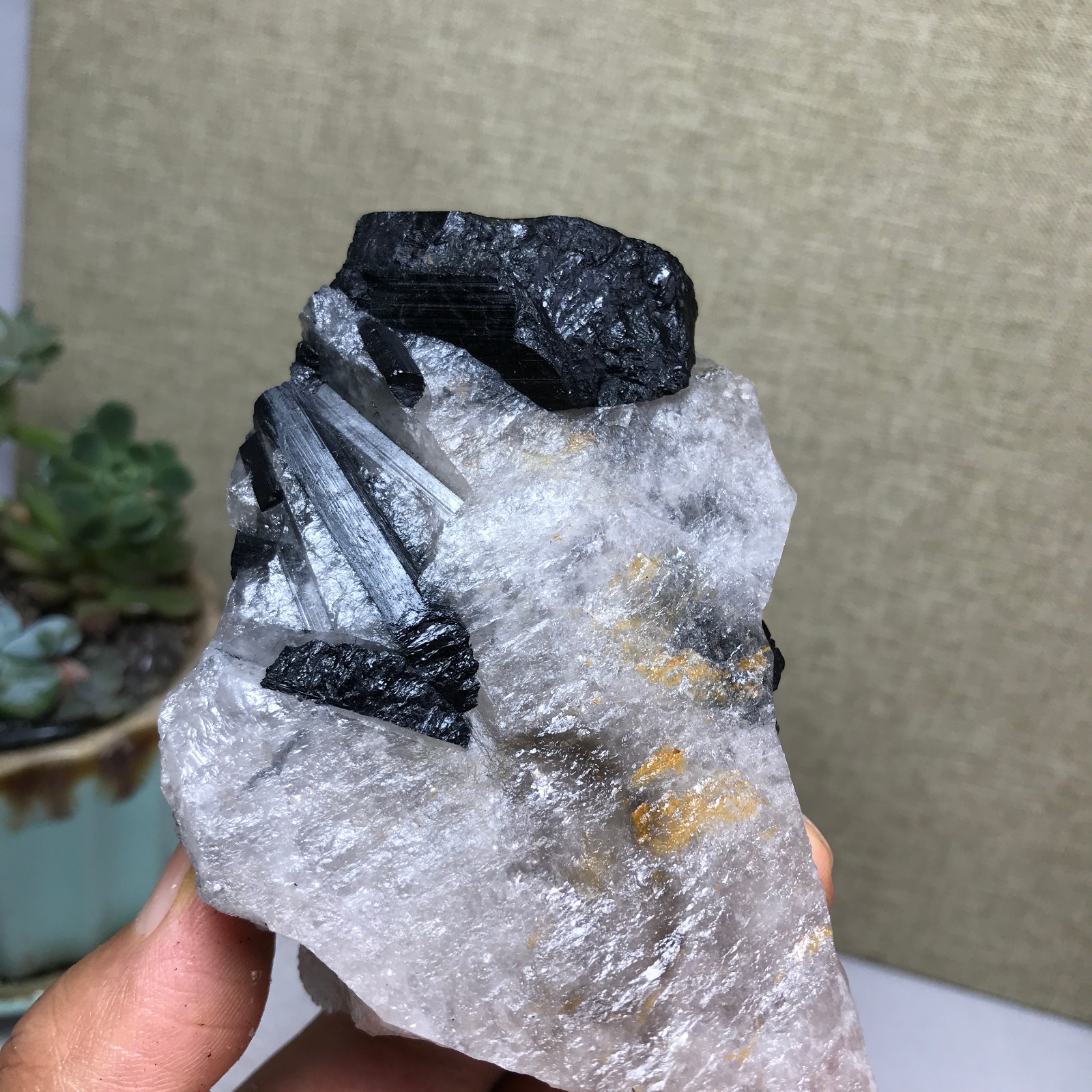 290g Natural tourmaline Crystal paragenesis gemstone original Specimen A4987