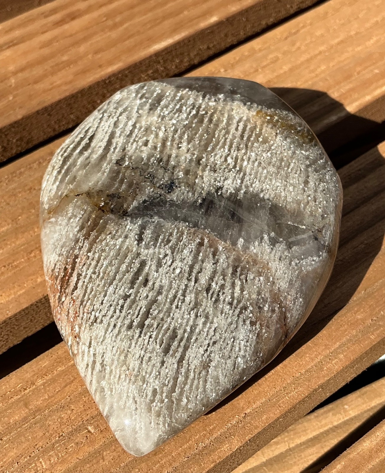 146g Thousand Layer Quartz Teardrop Lodolite Crystal Gemstone Chakra Healing