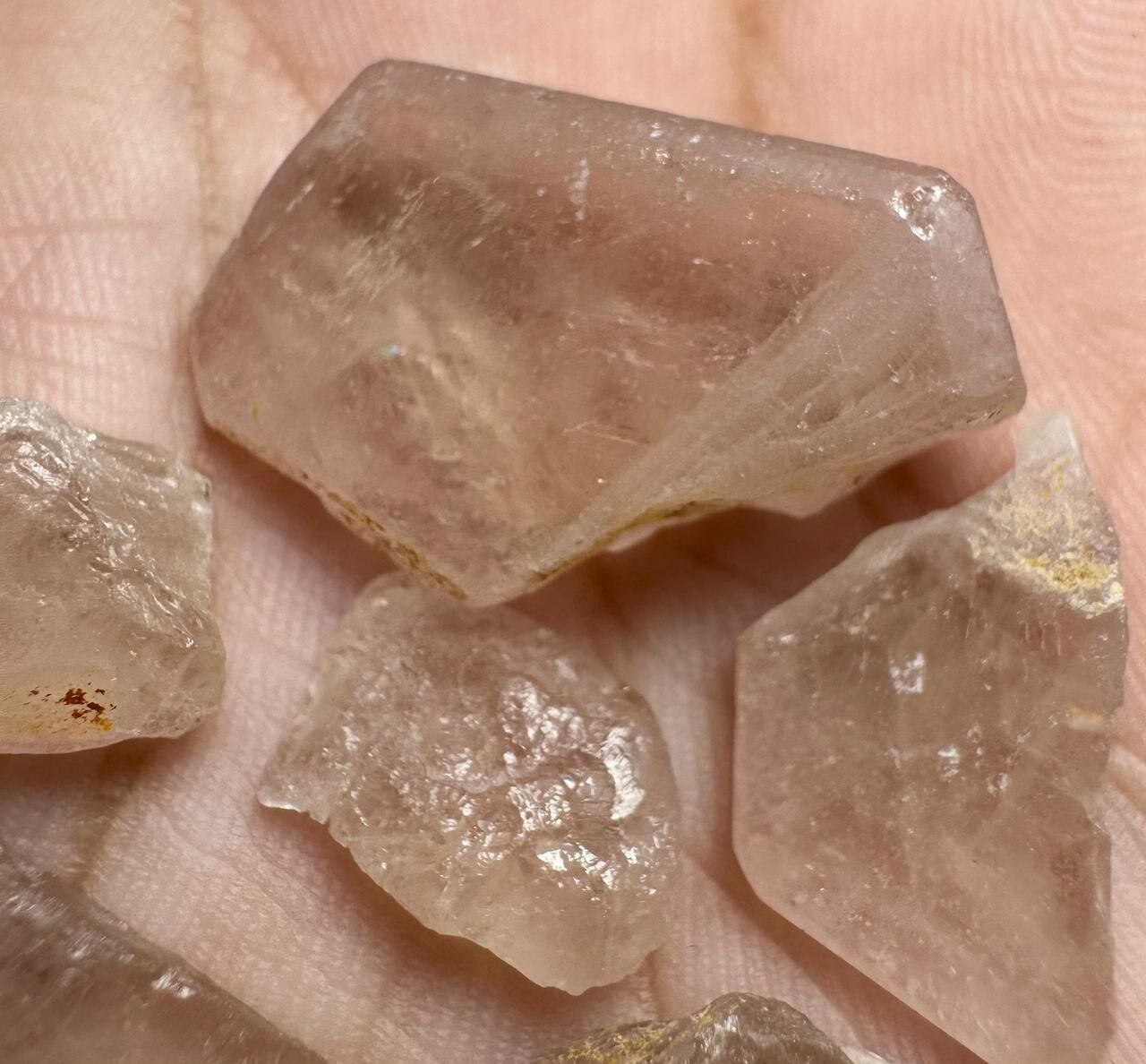 71 carat Fluorescent Apatite Crystals Lot From Skardu Pakistan