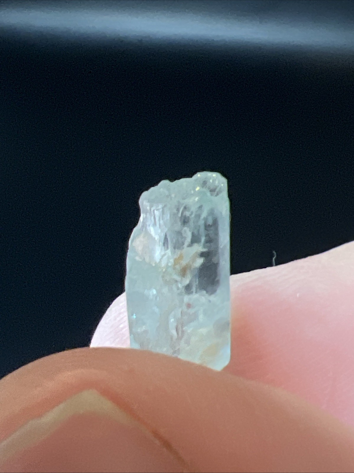 Vanadium Emerald Crystal – Nigeria Green Beryl Eye Clean Terminated -4+ct 1309