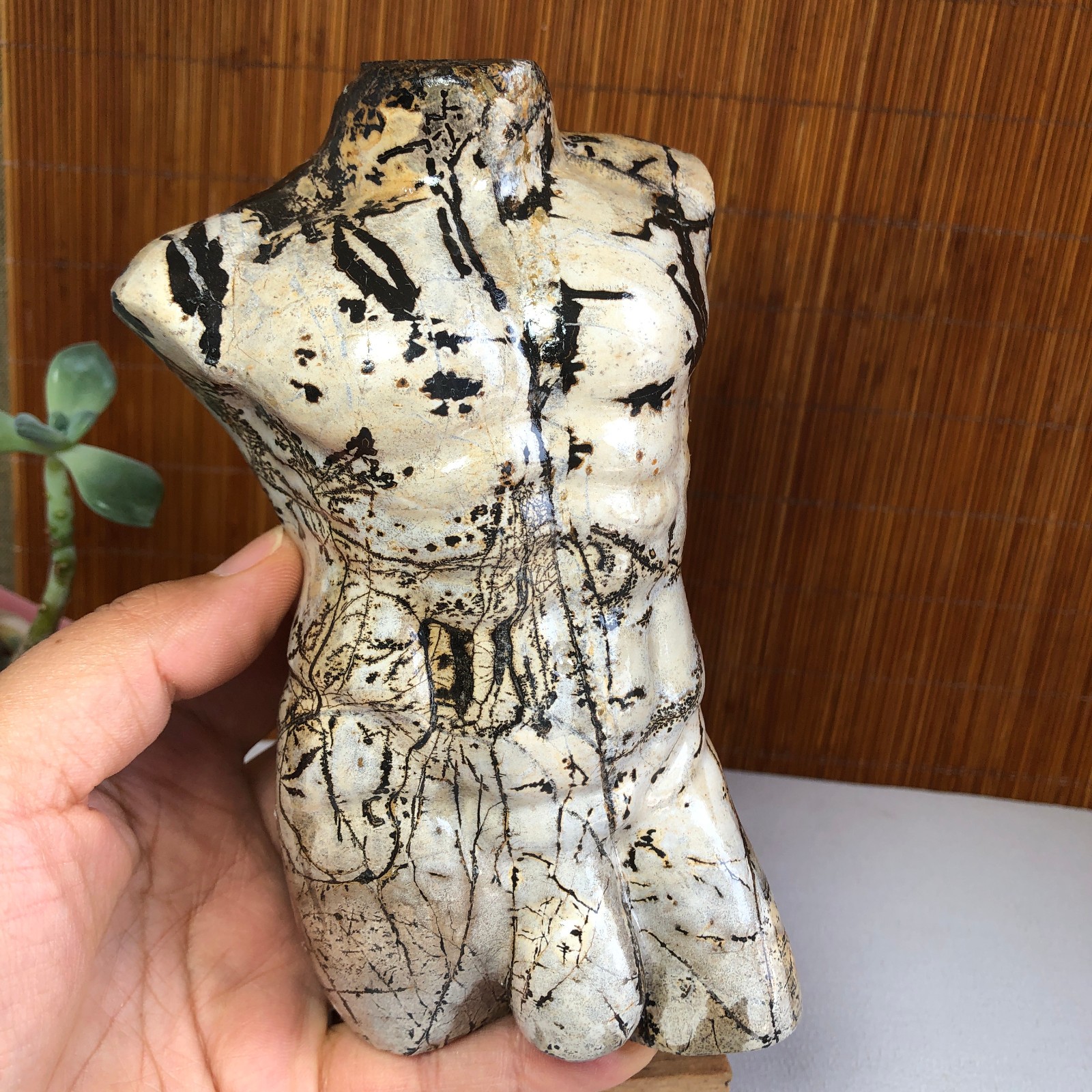 Rare Natural Traditional Chinese Painting Hand Carving male Model 1068g g8386
