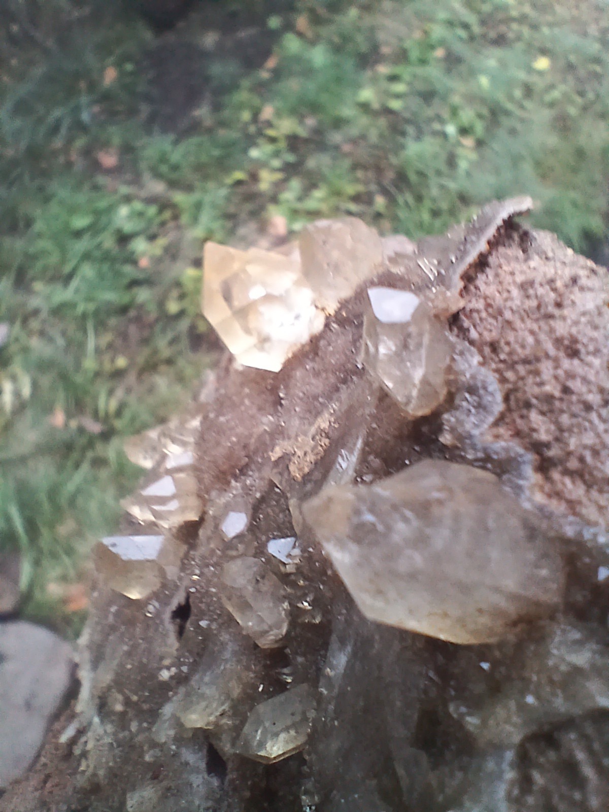 “Gorgeous 😍 Golden Healer” Herkimer💎s On Druze Matrix Dolostone Host Rock NY