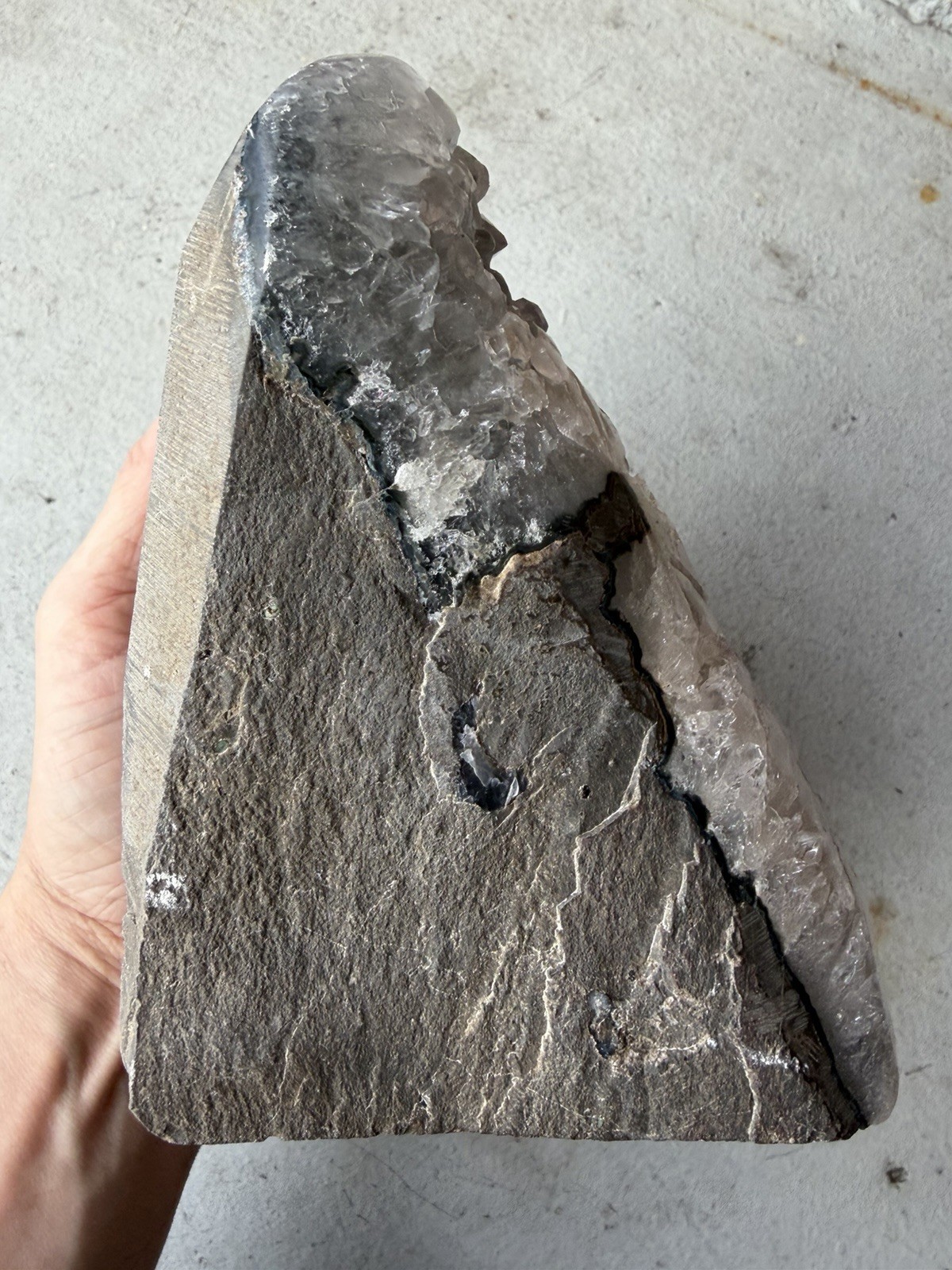 NATURAL LARGE CLEAR & LIGHT PURPLE AMETHYST GEODE – LARGE POINTS – OVER 6 POUNDS