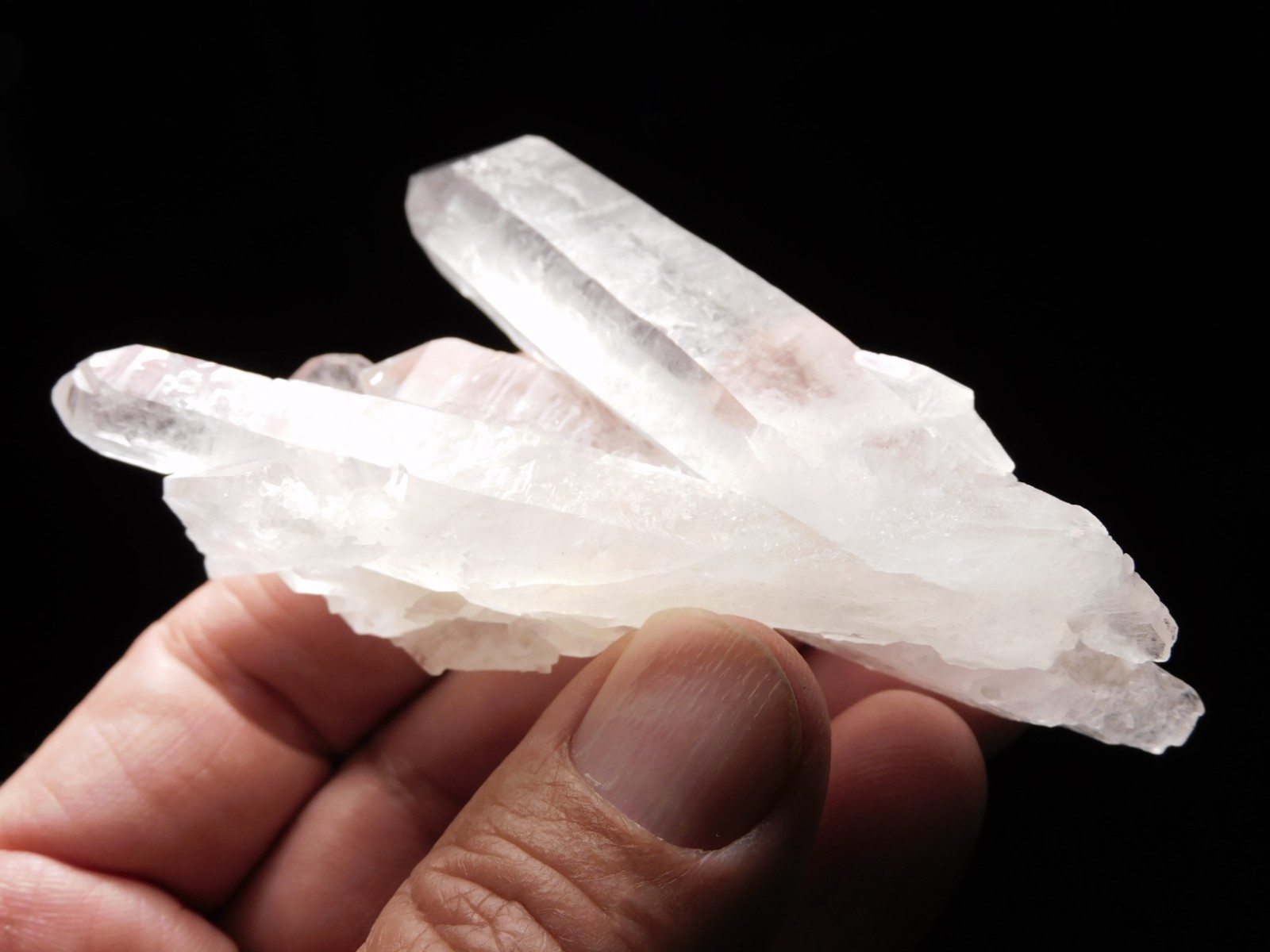 Four Points! Translucent! QUARTZ Crystal Cluster 100% Natural Brazil 70.1gr
