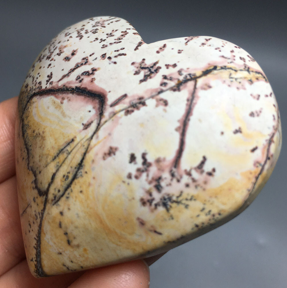 74g NATURAL dendritic traditional paiting heart QUARTZ CRYSTAL stone HEALING