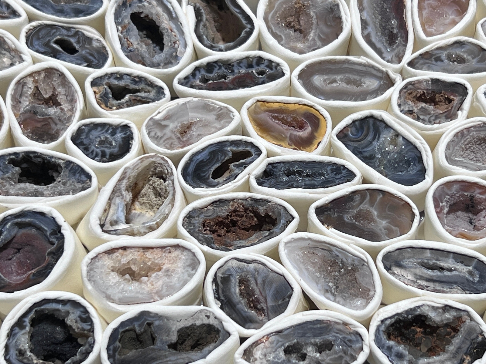 Oco Geode Cut Crystals (Avg 3.5 LBs) Box Flat Bulk Wholesale Lot Rough Raw Stone